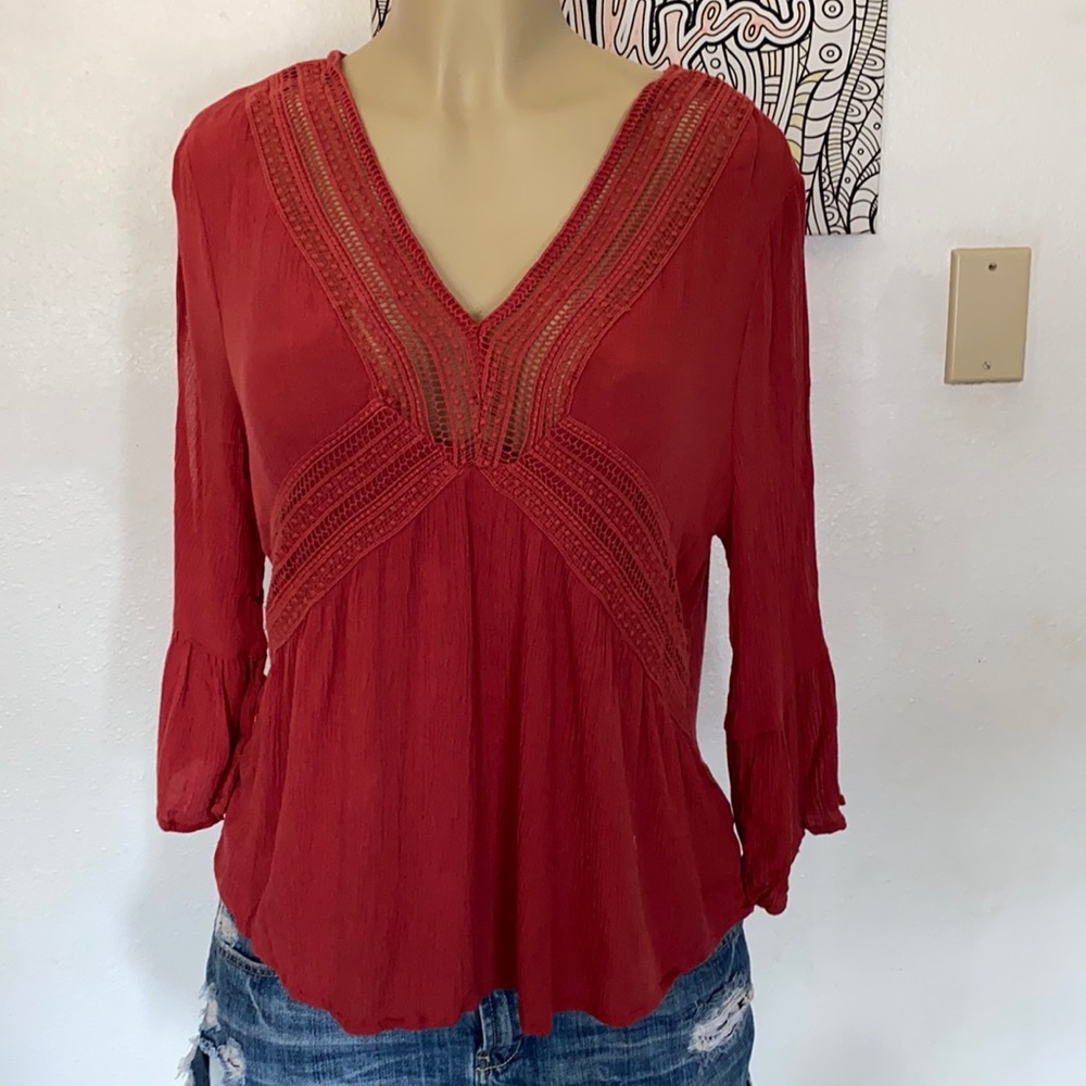 Open sleeeved blouse